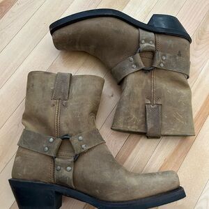 Stylish Brown Frye Motorcycle Boots